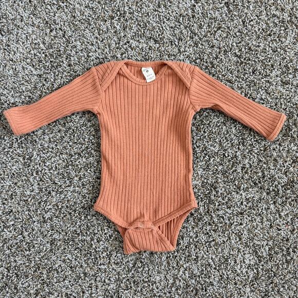 Kate Quinn Baby Bodysuit Rompers Lot of 3 | 6-12M - Picture 10 of 11